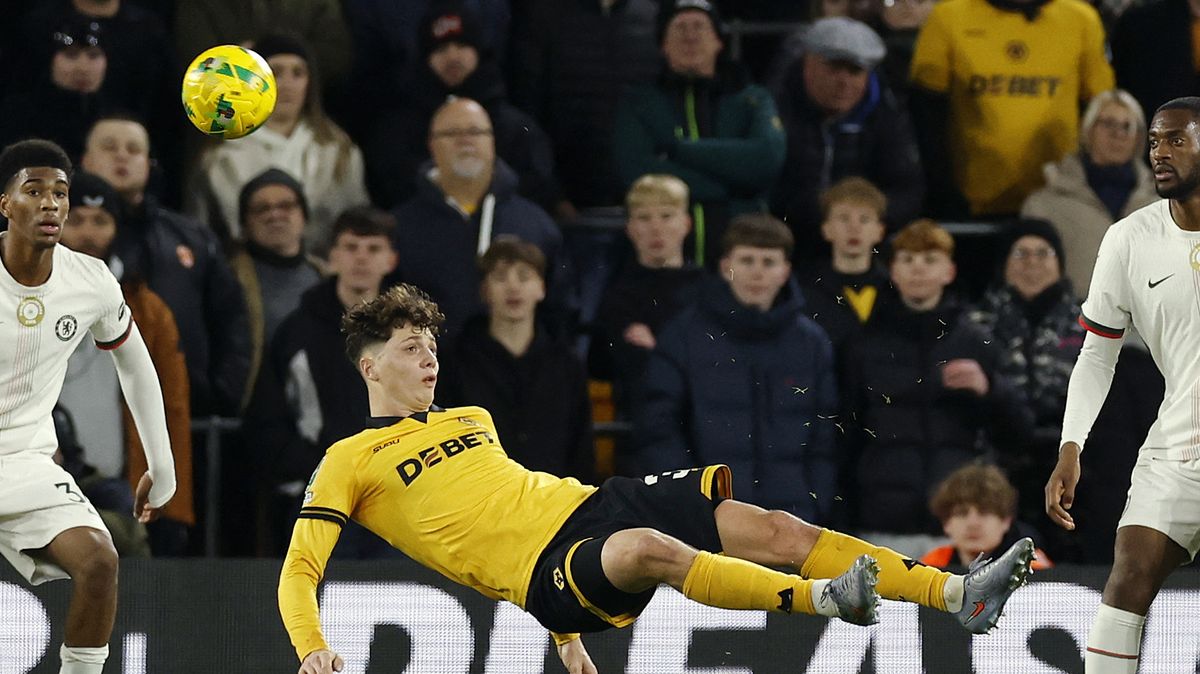 Kinský dvakrát inkasoval a Tottenham vypadl z Ligového poháru s Newcastlem. Stejně dopadl i Krejčí